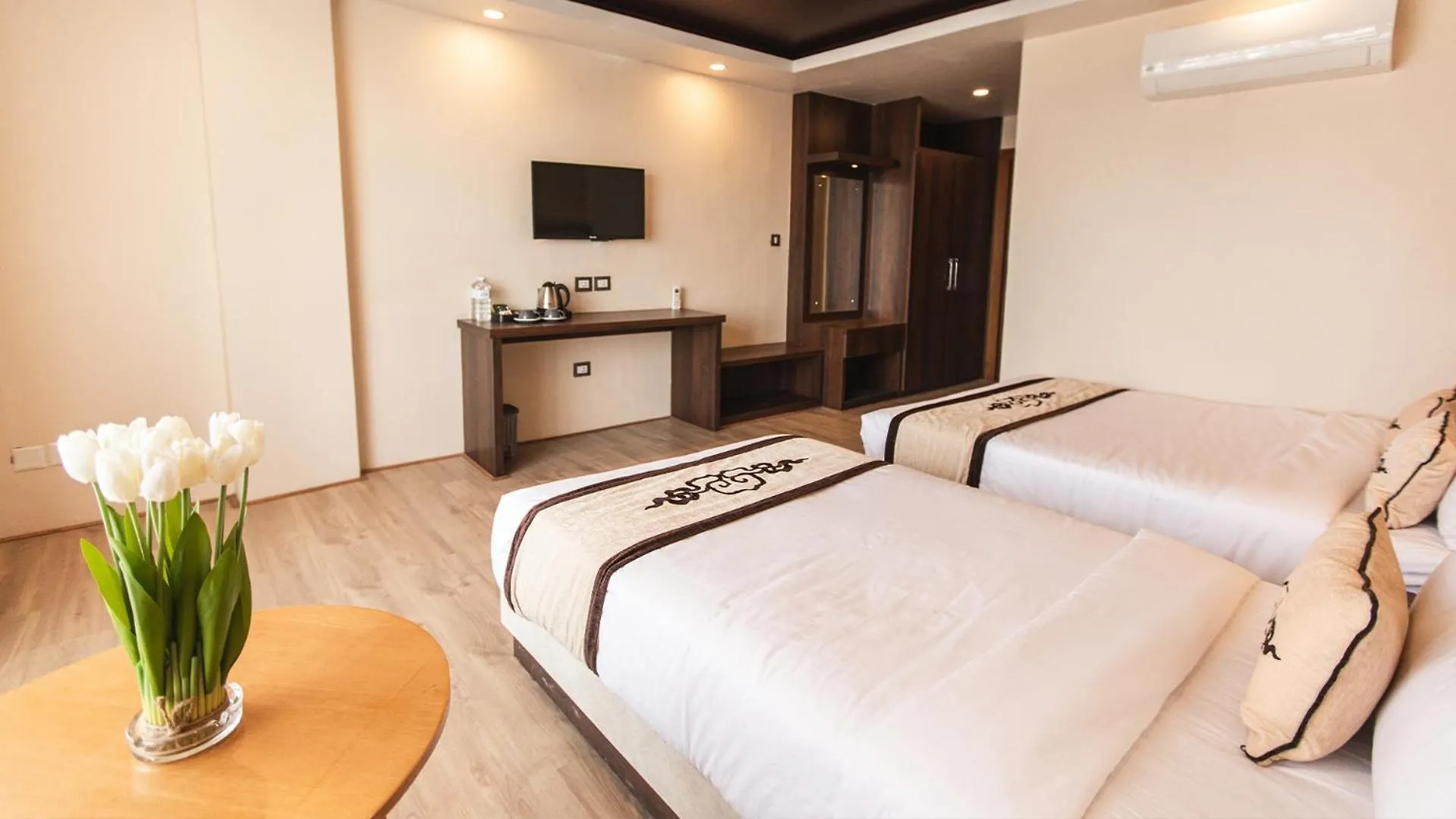 Lavie Residence And Spa Kathmandu 3*,